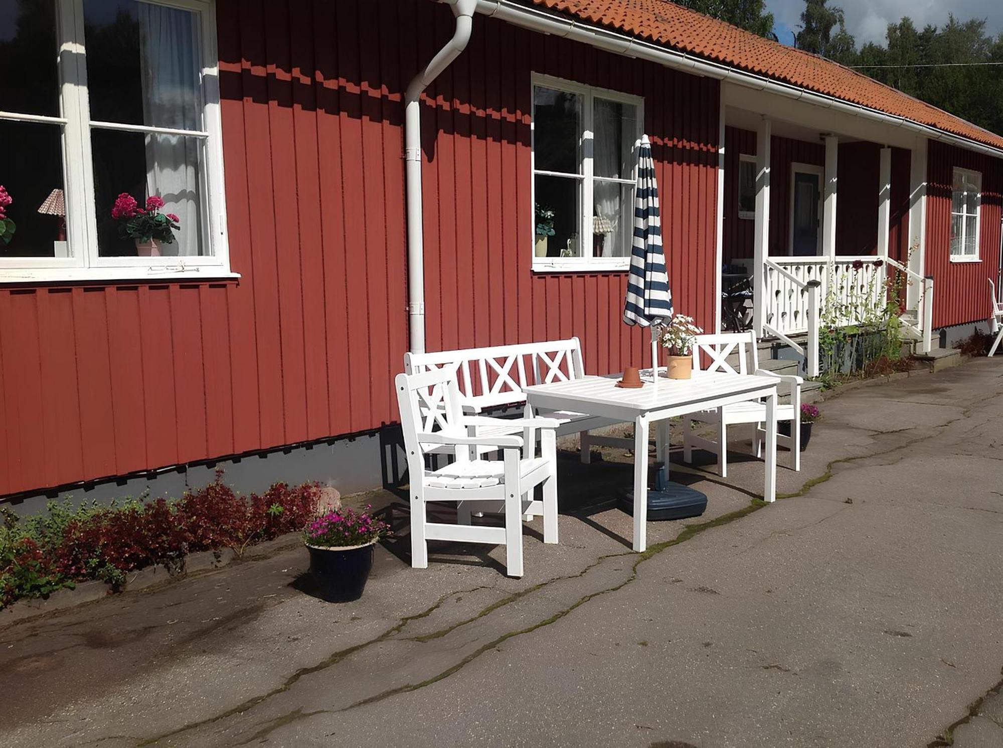 Klaraborg - Rum Och Koek I Borgvik Exterior photo